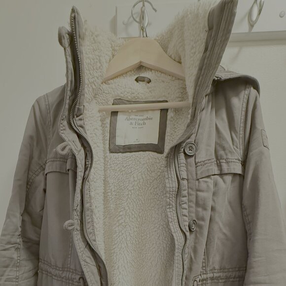 Abercrombie & Fitch Sherpa-Lined Utility Jacket – Taupe (Size M) - Picture 2 of 5